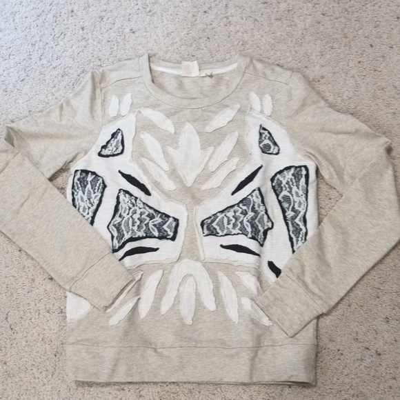 Anthropologie Sweaters - Anthropologie Applique Patois Sweater